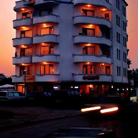 Hotell Alba Family Club 2*