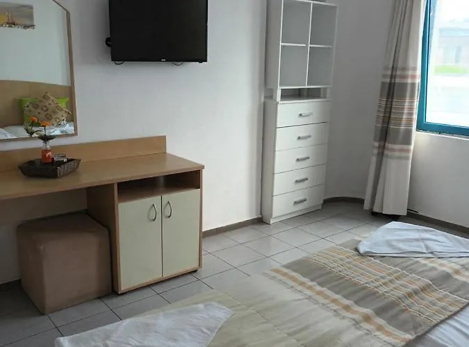 Alba Family Club Отель 2*