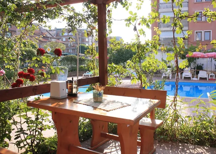 Alba Family Club Приморско