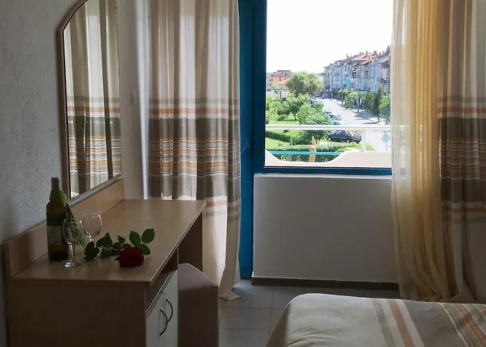 Alba Family Club Приморско